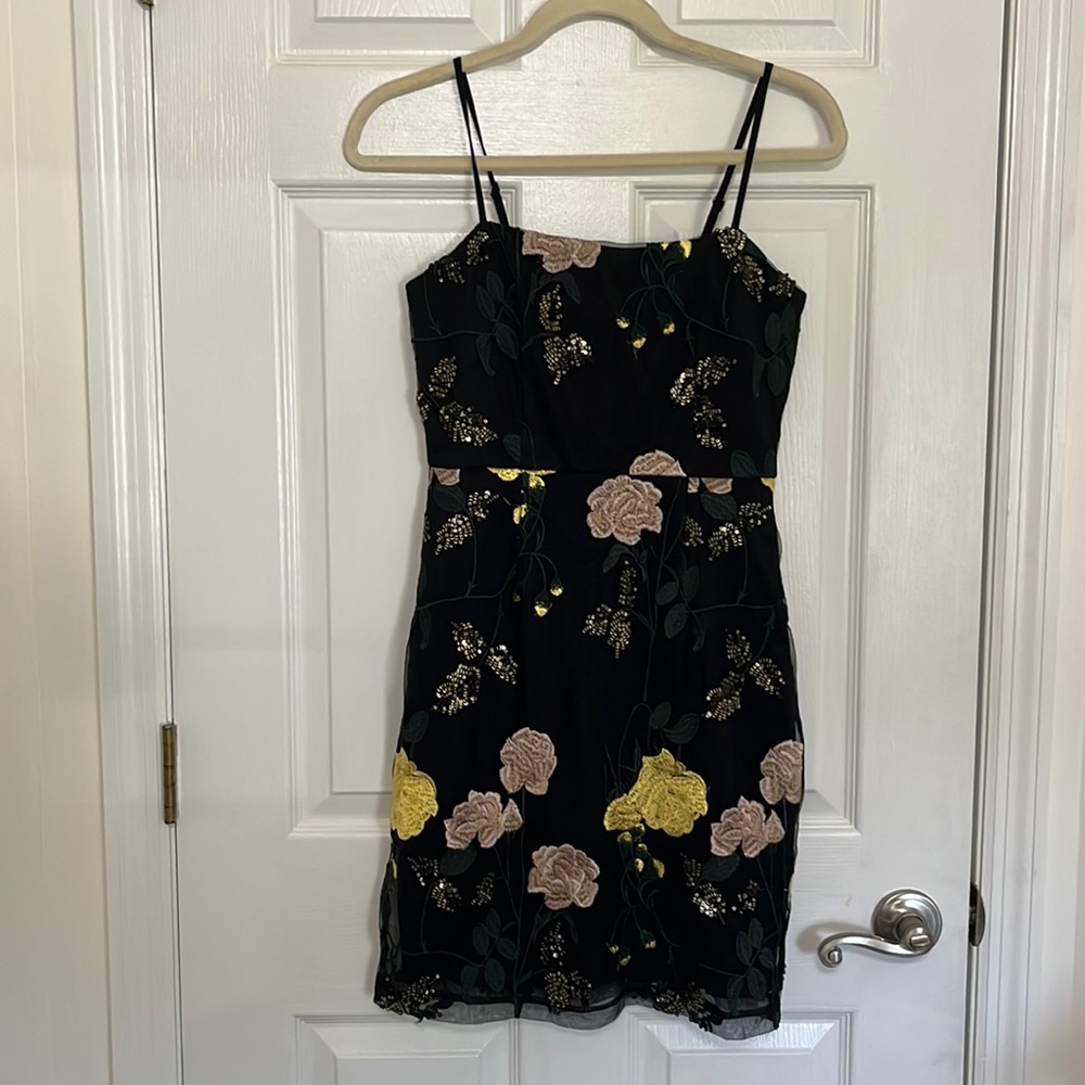 Lulu embroidered dress
